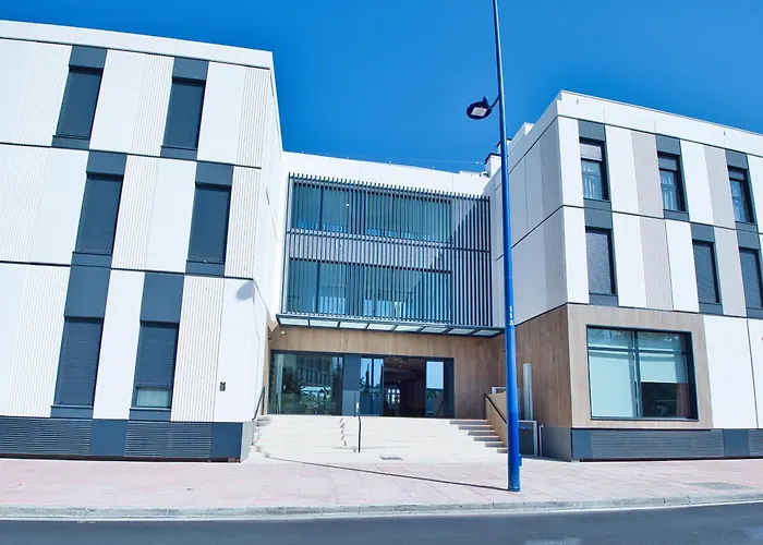 Vibe Stay Sevilla Residencia de Estudiantes - Adults Only